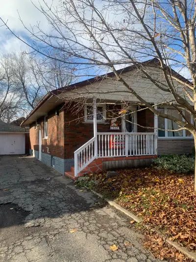 Property available for rent immediately Utilities - 40% shared with main floor unit Rental applicati...