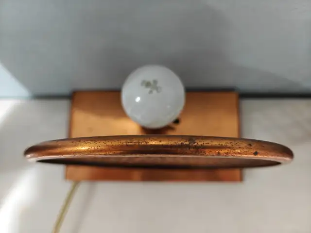 MCM Hollywood regency style copper desk lamp table light in Indoor Lighting & Fans in City of Toronto - Image 9