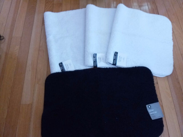 NEW: Toilet Seat Lip Covers/Bath Mats/Small Mirror in Other in Mississauga / Peel Region - Image 2