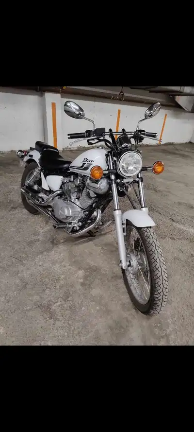 Located in Ottawa! Easy pickup! I've loved this bike over the years, it's a great bike. Forgiving an...