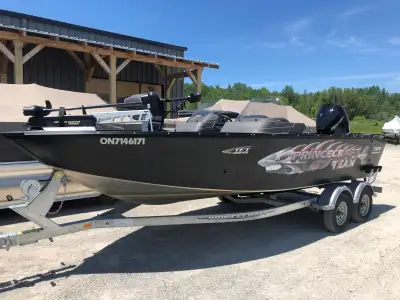 20' Princecraft Xpedition 200 merc,Minn Kota electric-10" Garmin