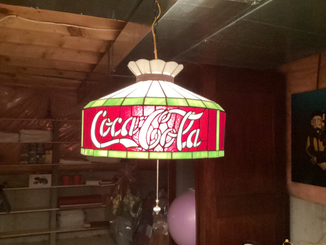 Coca Cola Tiffany Pendant lamp in Arts & Collectibles in Barrie - Image 4