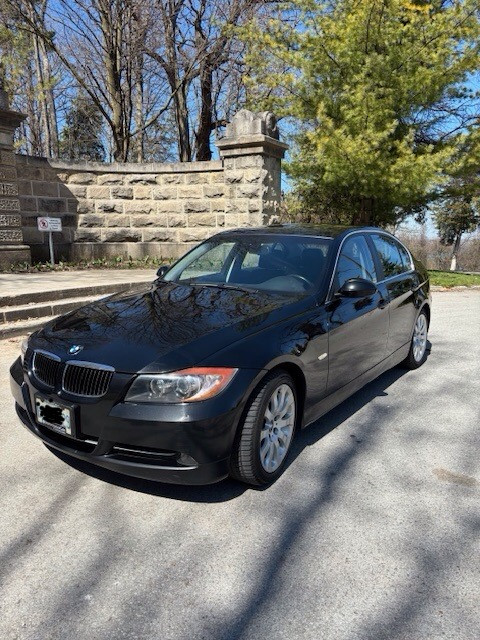 2008 BMW 335i in Cars & Trucks in St. Catharines - Image 3