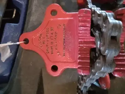 Pipe vise, View more