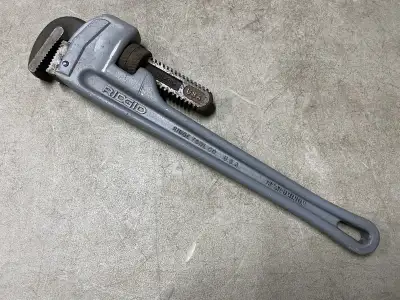 Ridgid 18” aluminum pipe wrench, View more