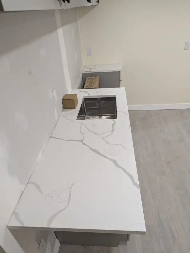 Countertops! Islands! Vanitytops! Granite & Quartz!  in Cabinets & Countertops in Red Deer - Image 7