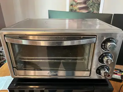 Oster toaster oven asking $40