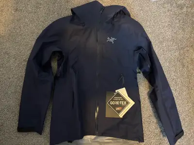 Arcteryx Beta SL Jacket Women's XS (Brand New), View more