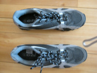 cycling shoes-touring  EXUSTAR size 40  $ 35   New, unused