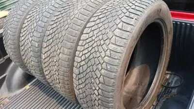 819-230-9767 DOT 2721 4- Continental Ice studded 275/50R22 Extra Load 2- tires 6-7/32nd tread 2- tir...