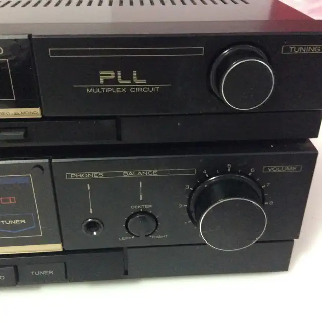 The Hitachi HTA-A30 is a vintage AM/FM stereo tuner amplifier pr in Stereo Systems & Home Theatre in Mississauga / Peel Region - Image 7