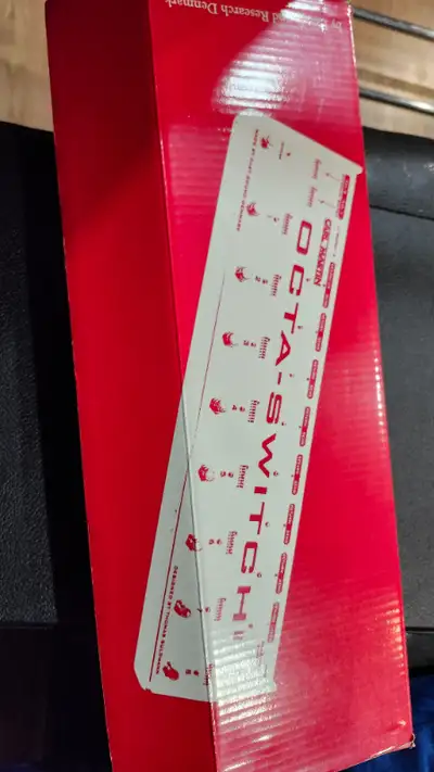 Carl Martin Octa-Switch mk2 Pedal Guitar Effect Switcher, View more