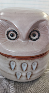 Rare Vintage 1960s Wise Owl Ceramic Jar. Made in Japan