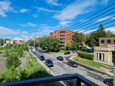 51/2 condo à Ville Mont-Royal
