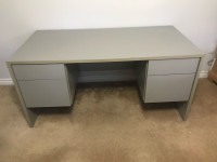 Grey desk 60‘’ X 29 1/2