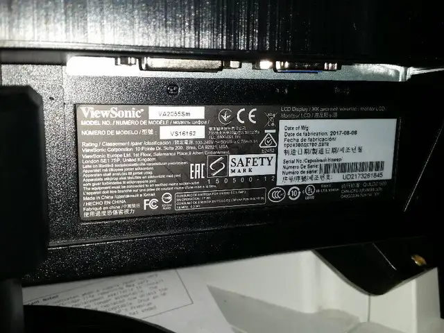Viewsonic VA2055SM 20" Widescreen LED LCD Monitor $50 ViewSonic in Other in City of Montréal - Image 7