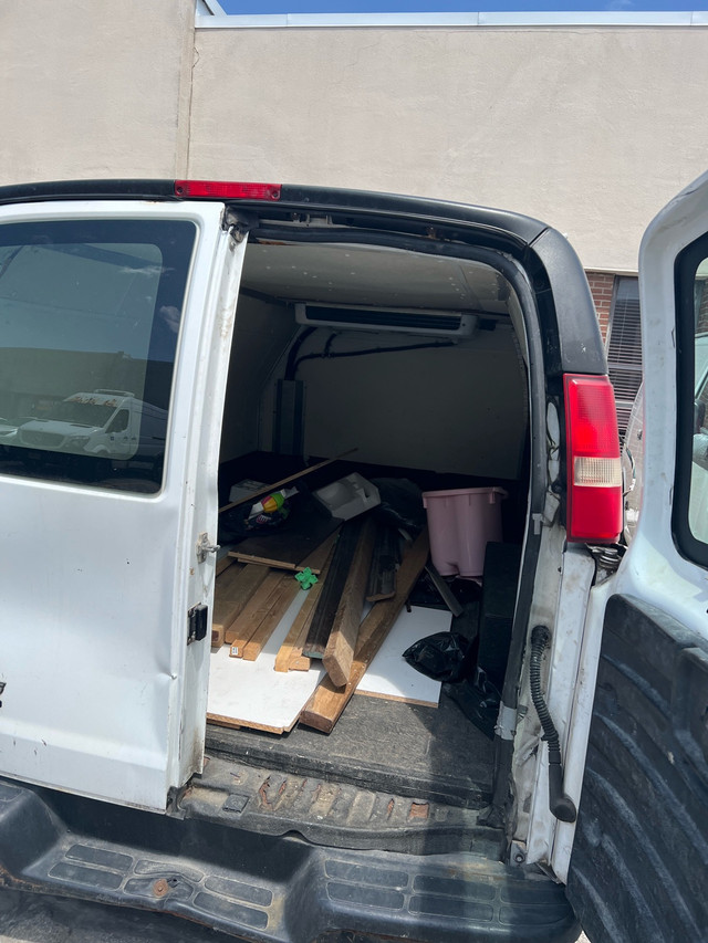 GMC2014 used truck in Cars & Trucks in City of Toronto - Image 2