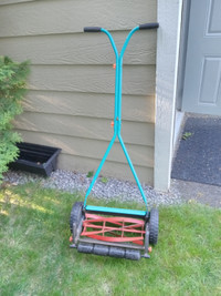 Gardena manual lawnmower