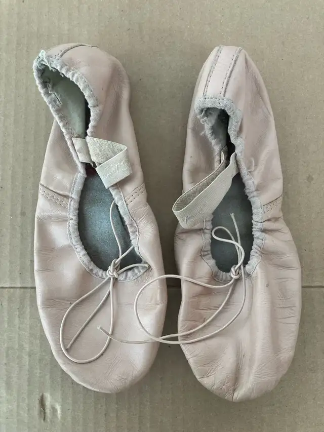 Leather ballet shoes63234833066243123
