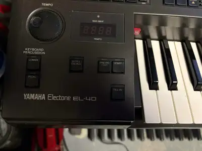 Orgue électronique Yamaha EL-40, View more