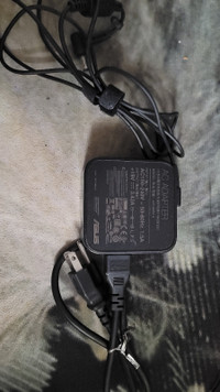 ASUS POWER CABLE FOR LAPTOP LIKE NEW