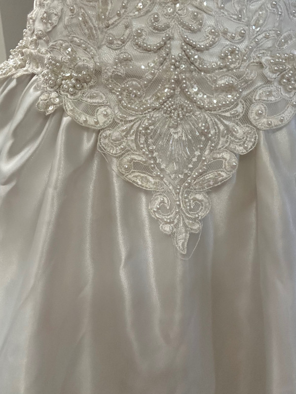 Robe de mariée dans Mariage  à Ville de Montréal - Image 2