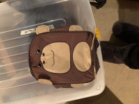 Thirty-one monkey lunch pail