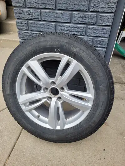 Set of 4 235/60 R18 original Acura RDX wheels with Michelin X-Ice winter tires 6/32-7/32 tread left...