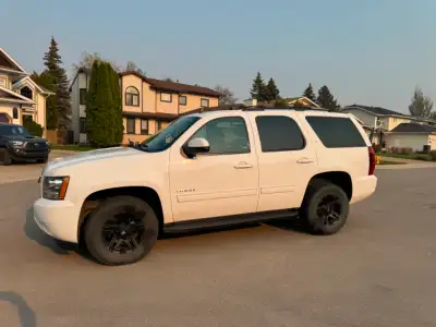2013 Chevy Tahoe Great Condition