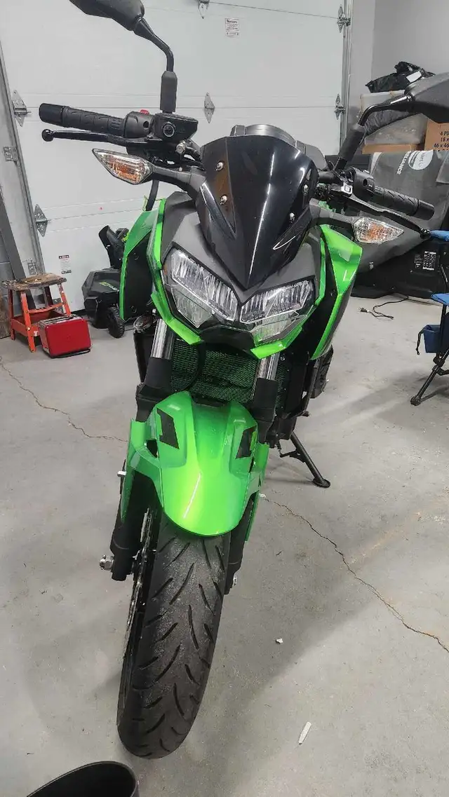 2023 Kawasaki Z400 in Sport Bikes in Sudbury - Image 3