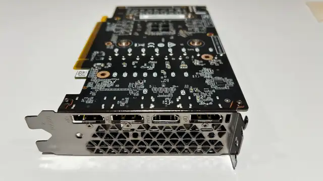 Zotac gaming Nvidia geforce gtx 1660 6GB DDR 5 (used) in System Components in Mississauga / Peel Region - Image 3