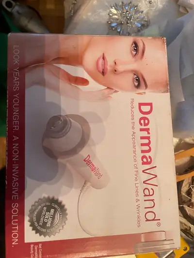 Appareil de soin du visage anti-âge DermaWand, View more