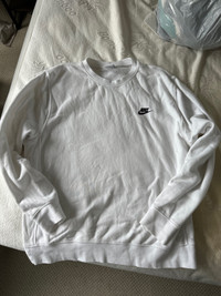 Men’s Nike Sweater Size L