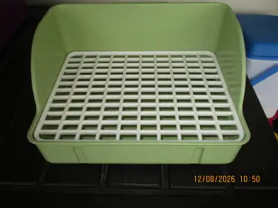 Bunny litter boxes (2), View more