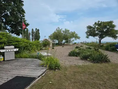 Beachfront  short term rental Port Stanley, Lake Erie