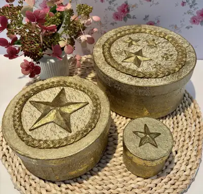 Set of 3 vintage  boxes - firm price , View more