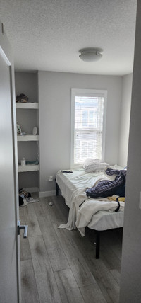 Room rental NE Cornerstone- Female- $650