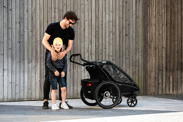 New Thule Chariot Sport 1 Double Stroller Bike Jogger SAVE $331 in Strollers, Carriers & Car Seats in Markham / York Region - Image 3
