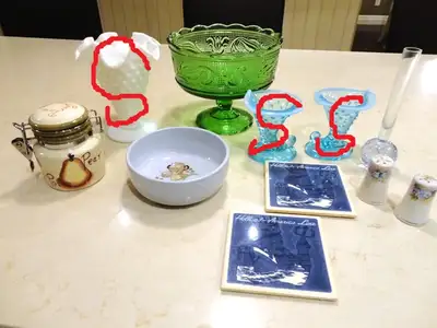 Selling an 8 Piece Vintage Art Glass, Blown Glass and Ceramic dish, Bowl canister assortment. I woul...