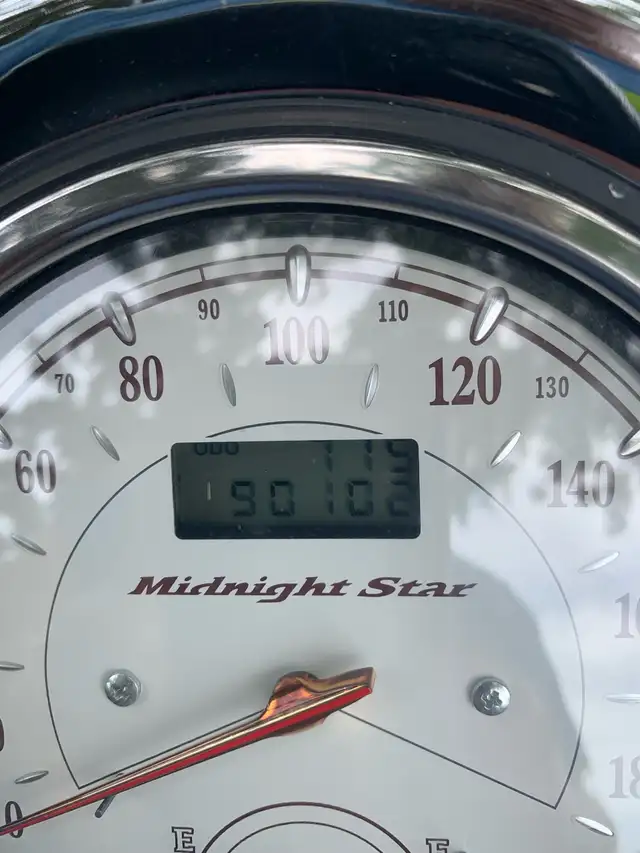 2005 Yamaha Roadstar 1700 in Street, Cruisers & Choppers in St. Catharines - Image 10