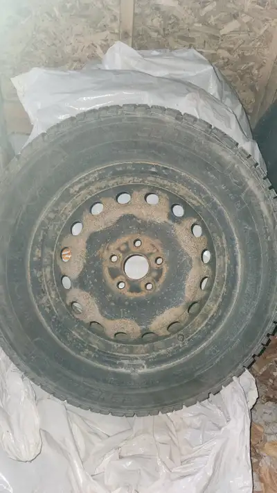 195/65/15 Set of 4 winter tires on steel rims, used one season Selling due to vehicle change $700 OB...
