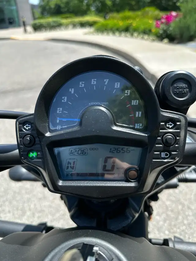 ️ For Sale: Kawasaki Vulcan S ABS – Perfect Condition ️ in Street, Cruisers & Choppers in City of Toronto - Image 8
