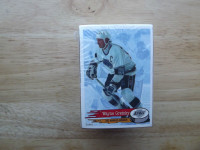 FS: 1995-96 Panini NHL 306-Sticker Set