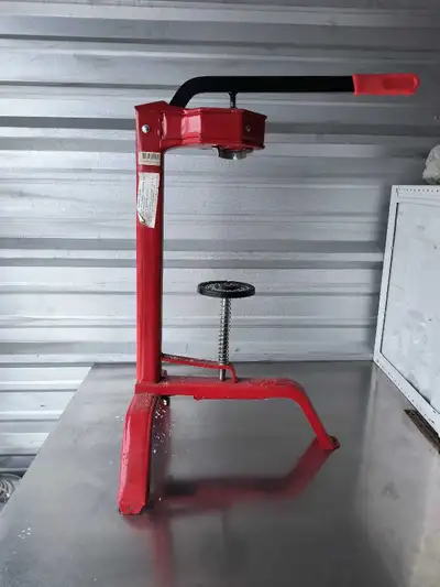 For the wine making enthusiasts