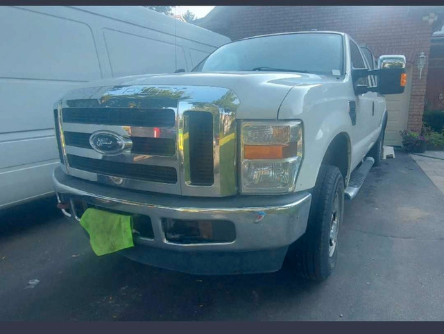 2009 Ford F-250 XLT Super Duty in Cars & Trucks in City of Toronto