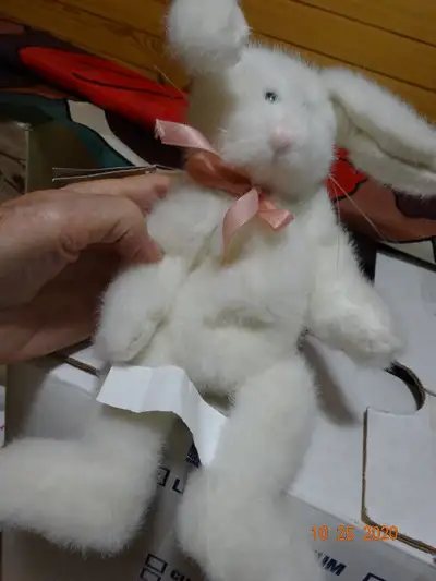 Boyds Bear Collection, Rabbit, big feet, 1985-95 J.B.Bean Series, View more