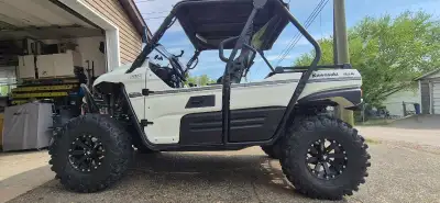 Extremely good condition and meticulously maintained 2016 Kawasaki Teryx 800! This machine has very...