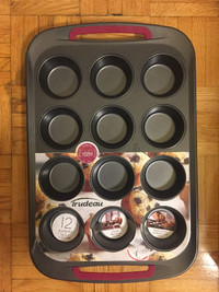 Trudeau Metal 12-count muffin pan