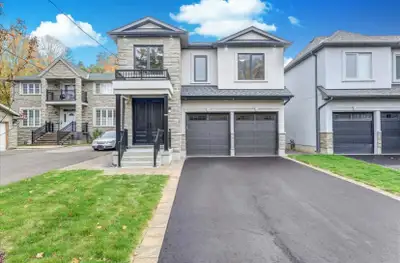 Available: AUG 15, 2026 EXCELLENT OPPORTUNITY FOR ENGLISH OR HIGHSCHOOL STUDENT 15 MINS TO DOWNTOWN...