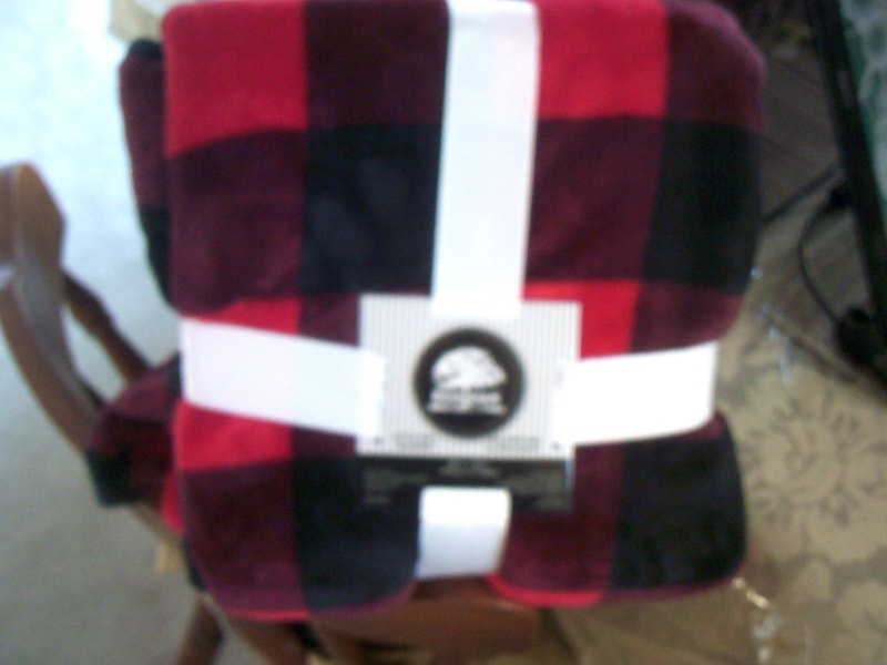 The Ultra Soft Blanket and Jacquard Throw are New never used or